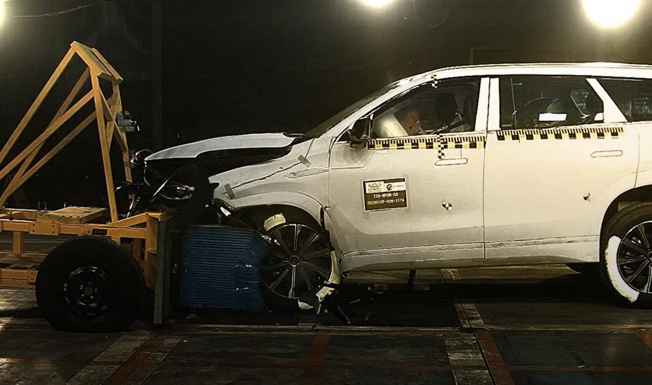 瑞虎9碰撞测试战绩完美，网友心中的“硬汉SUV”