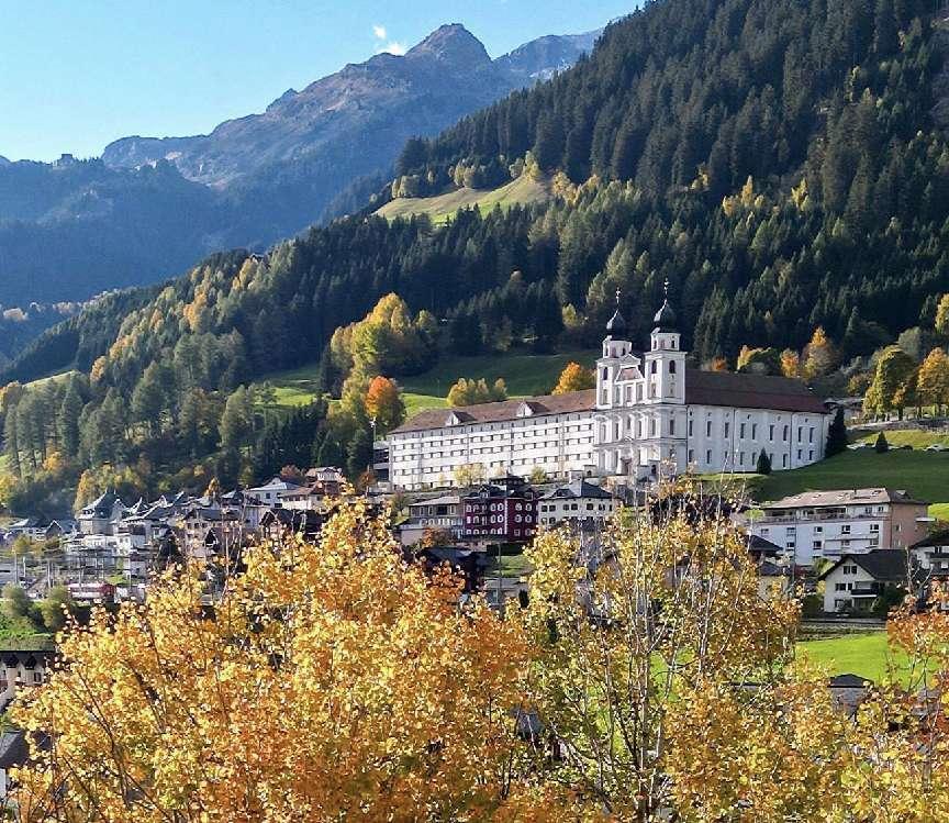 2990瑞郎感受瑞士百年贵族学校,与全球50位青少年体验10天之旅