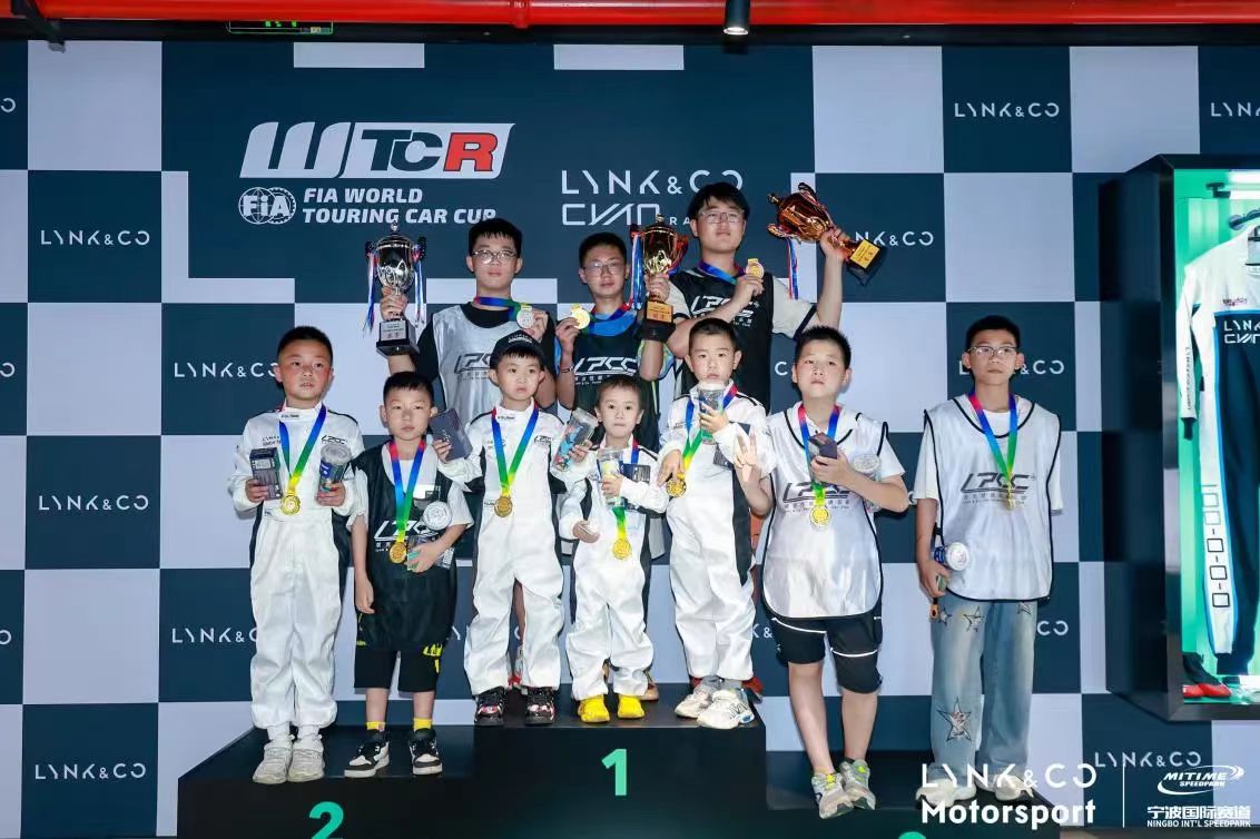 强势夺冠，中国速度闪耀世界2023TCR世界巡回赛乌拉圭站 领克车队包揽两回合正赛冠军